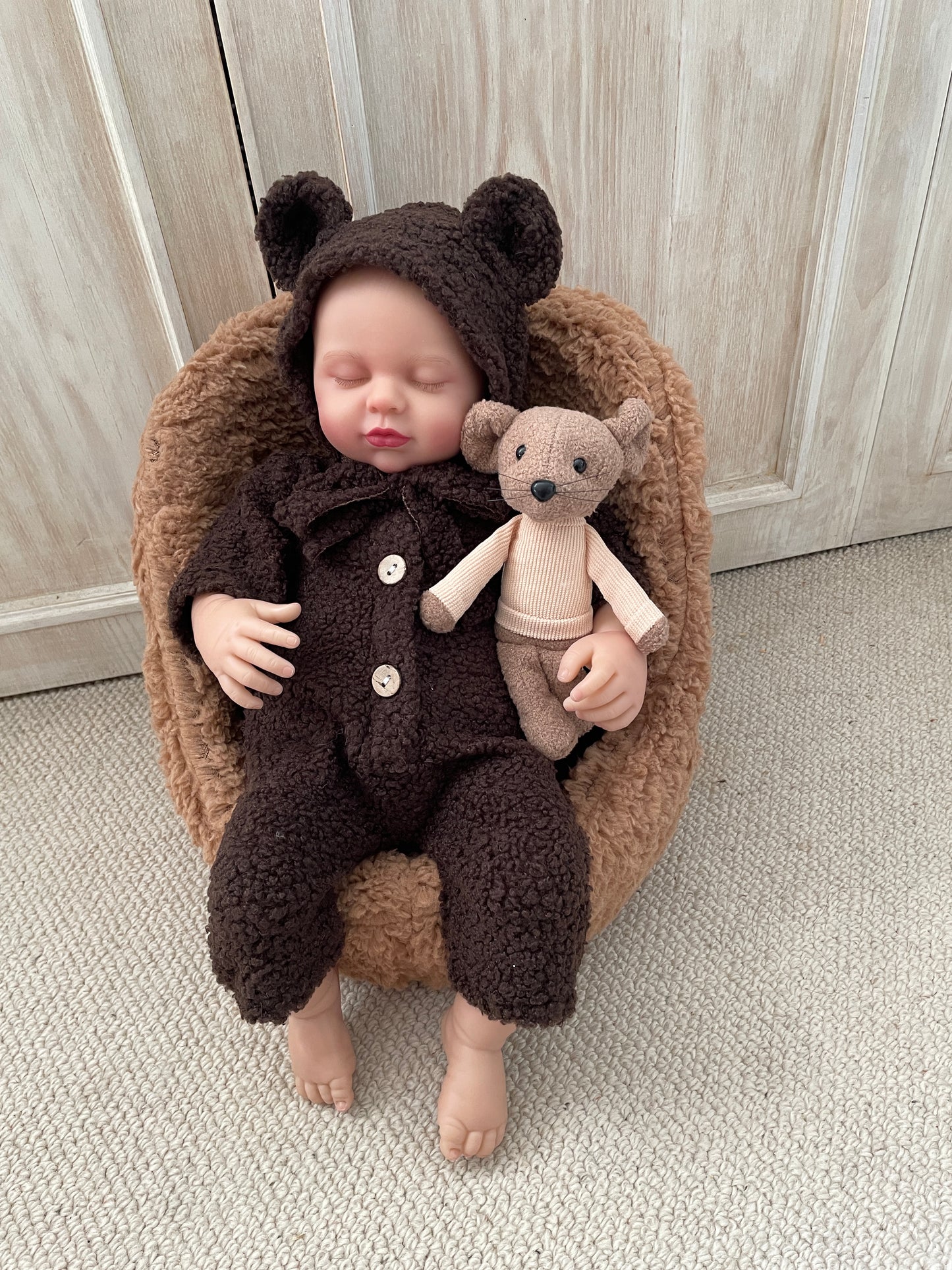 ダークブラウンとおネズミさん